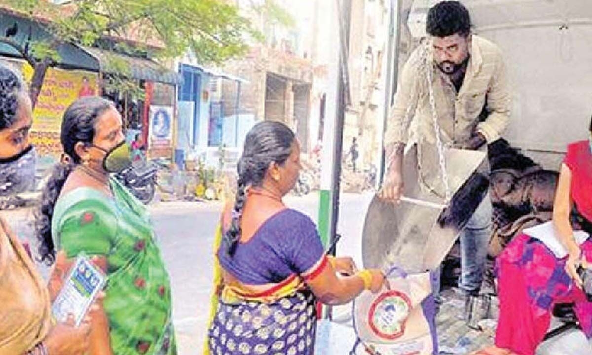 Immediate continuation of doorstep delivery system for PDS sought