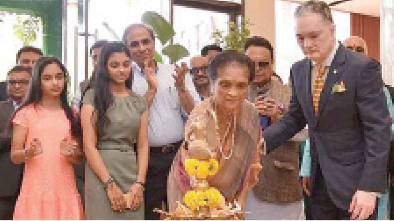 Raymond to list property biz on stock markets