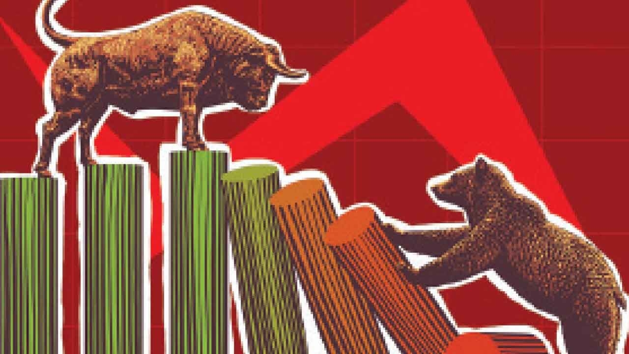 Sensex, Nifty tumble 1% on weak global trends