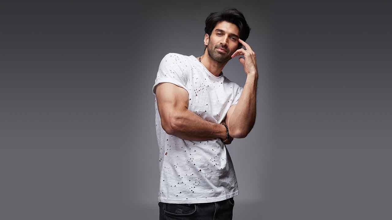 Aditya Roy Kapur reflects on modern-day relationships and disconnection in ‘Metro…In Dino'
