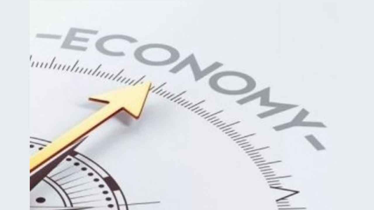 Services sector propelling economy towards $5-trn goal