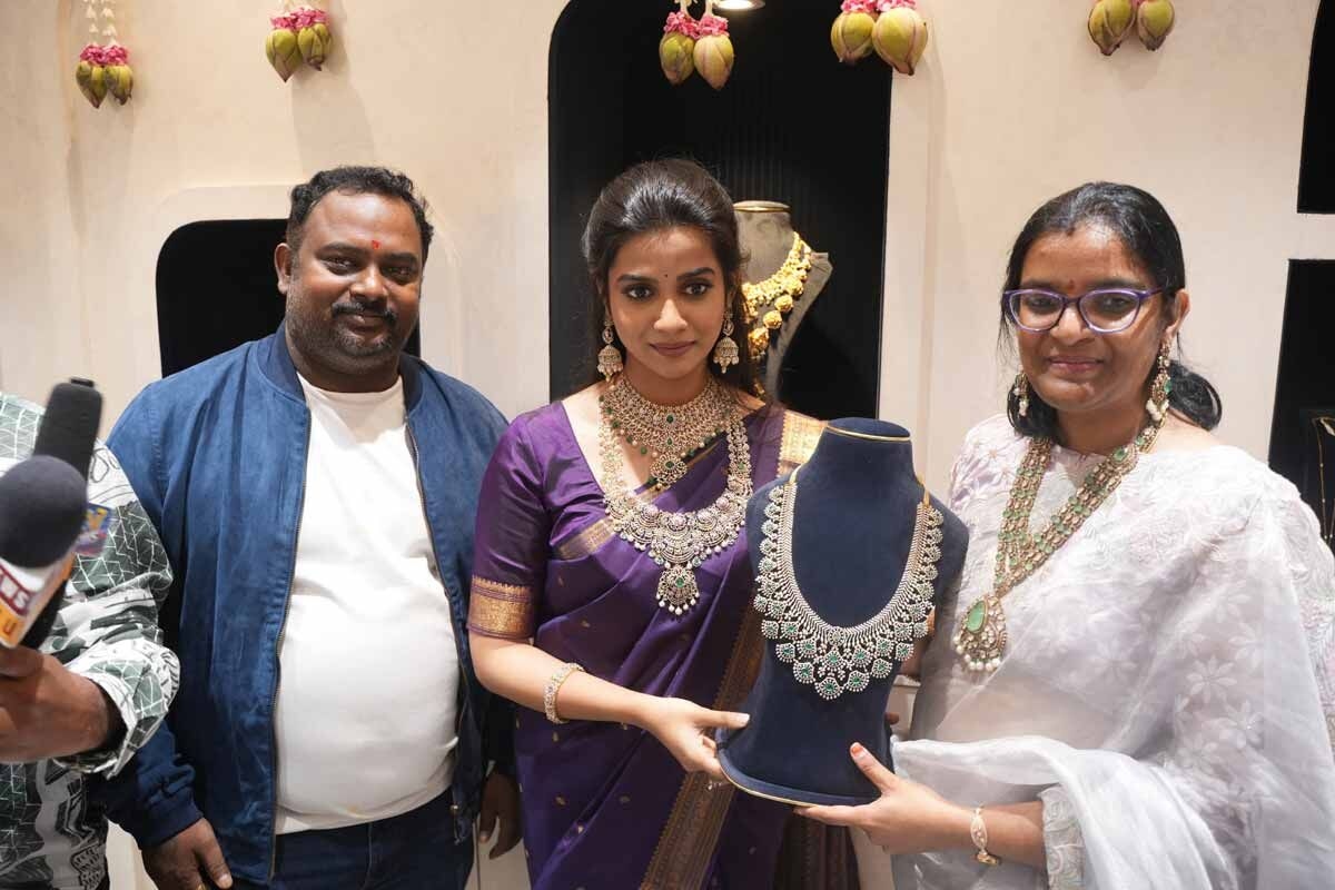Sri Gouri Priya Inaugurates Haraa Gold & Diamonds – A Dazzling New Destination for Timeless Elegance