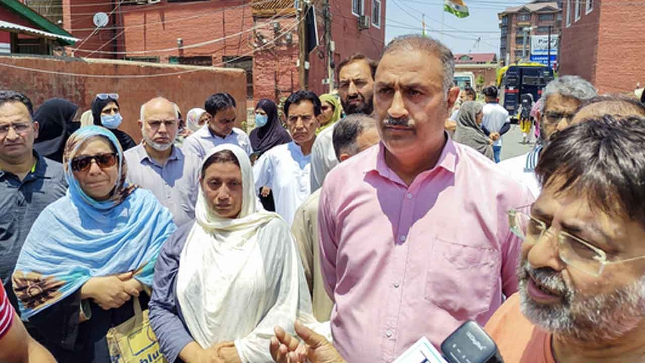India relocates students in Iran