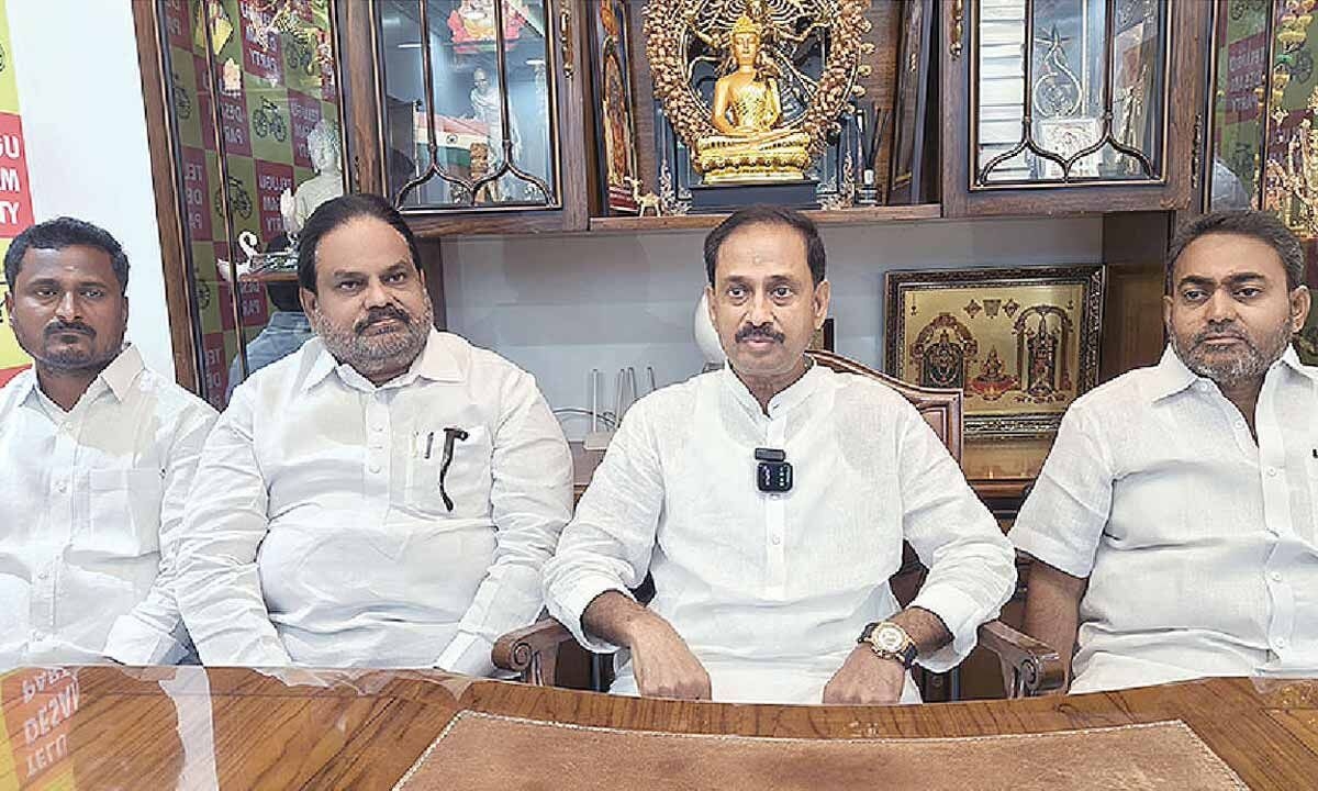 Kadiri MLA praises ‘Thalli Ki Vandanam', slams YSRCP