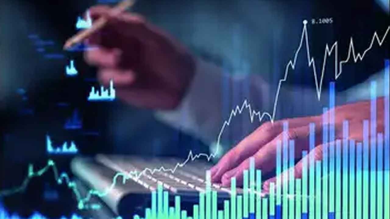 Bourses turn bearish amid profit-booking in oil, pharma