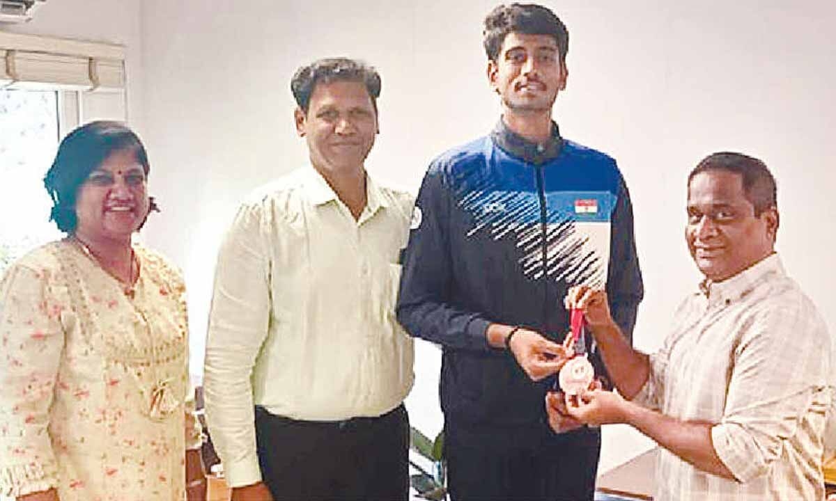 Player feted for representing India U-19 volleyball team