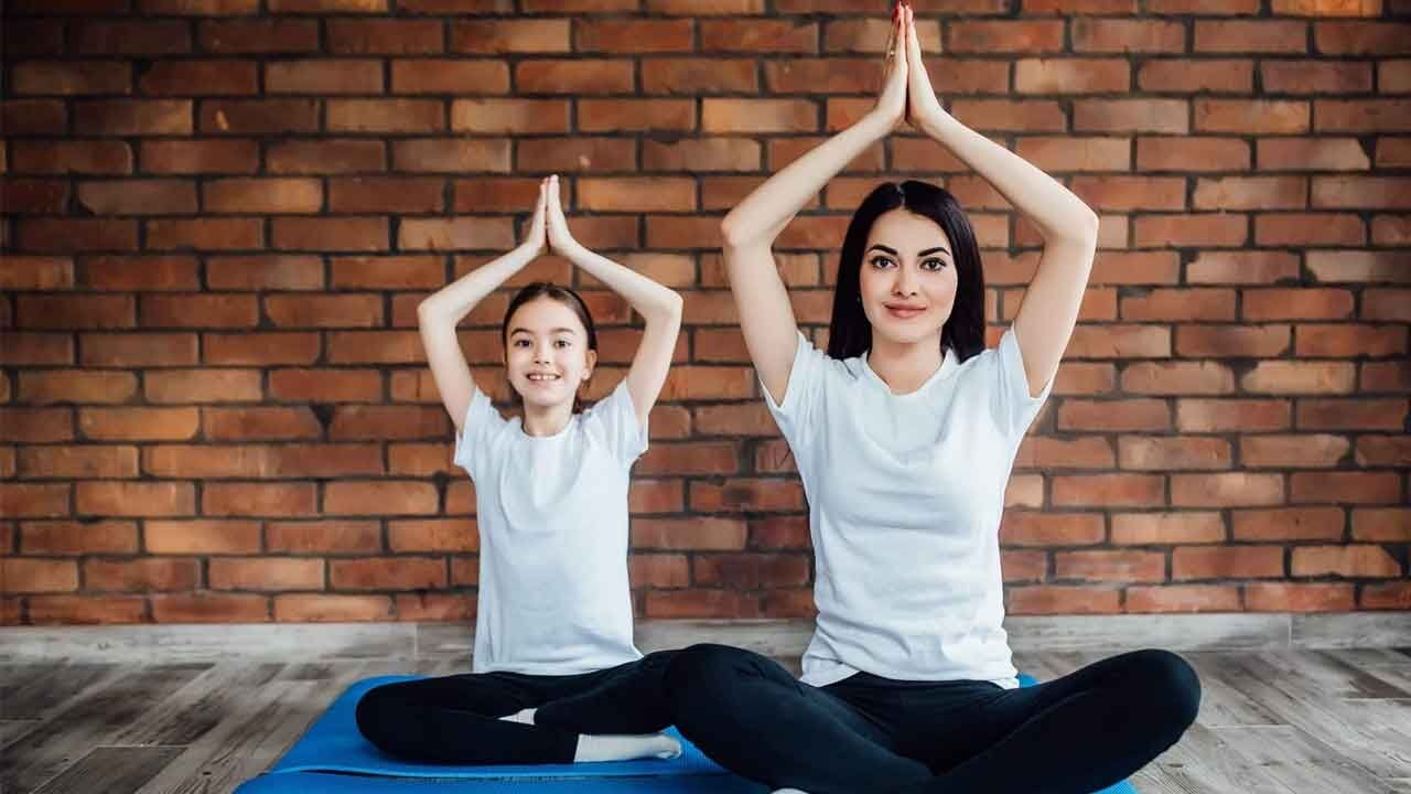 Celebrate International Yoga Day with almonds – A natural source of protein