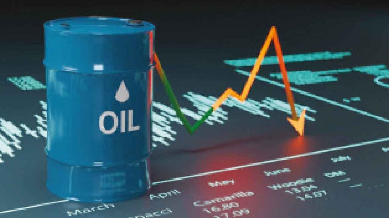 Trump decides to halt; oil prices come down