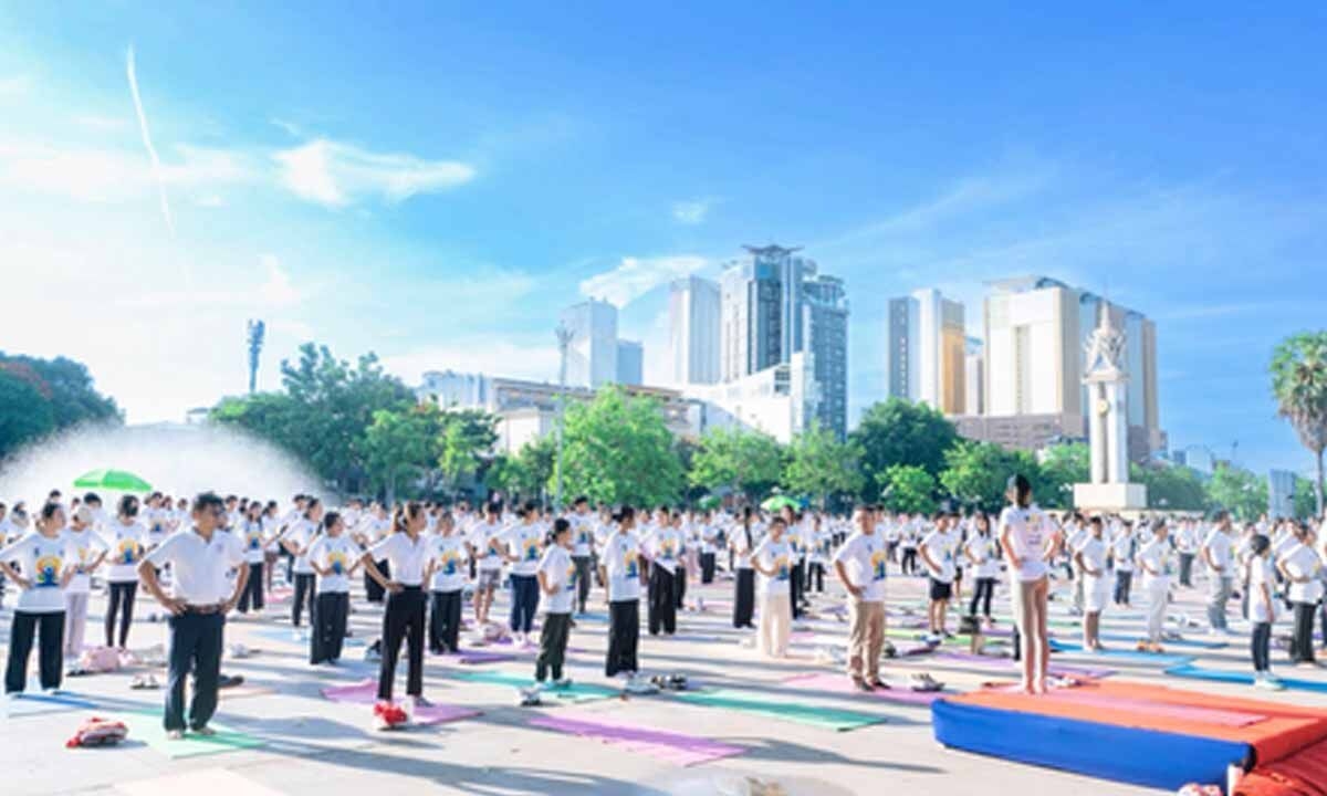 Thousands celebrate International Yoga Day across Southeast Asia