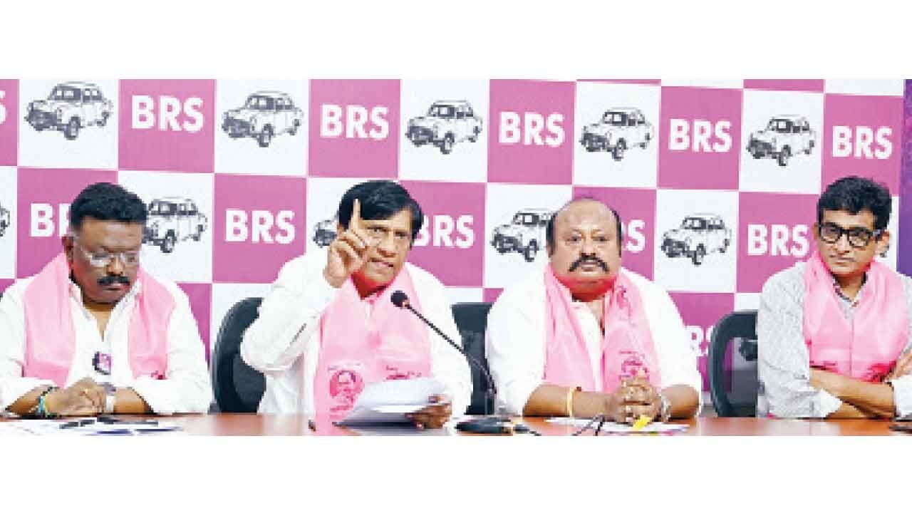 BRS pans Bandi's rant against KCR