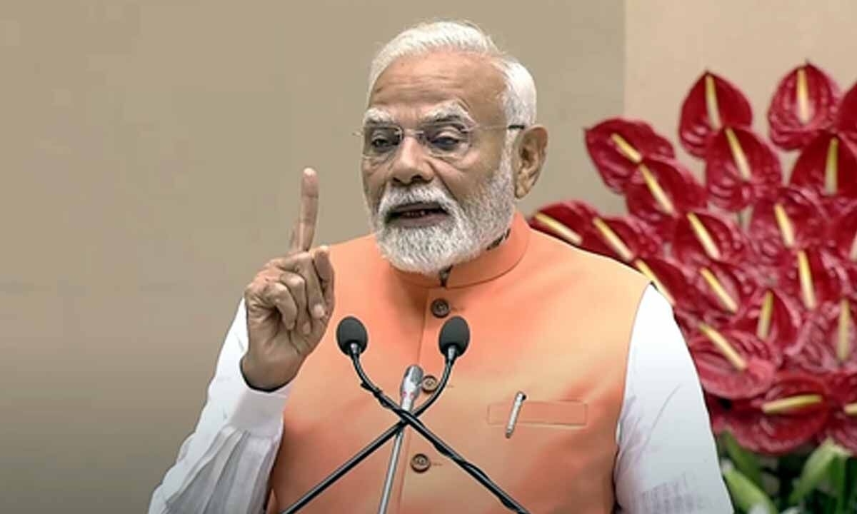 'Guiding light for social justice', PM Modi inaugurates centenary celebration of Sree Narayana Guru-Gandhi talks