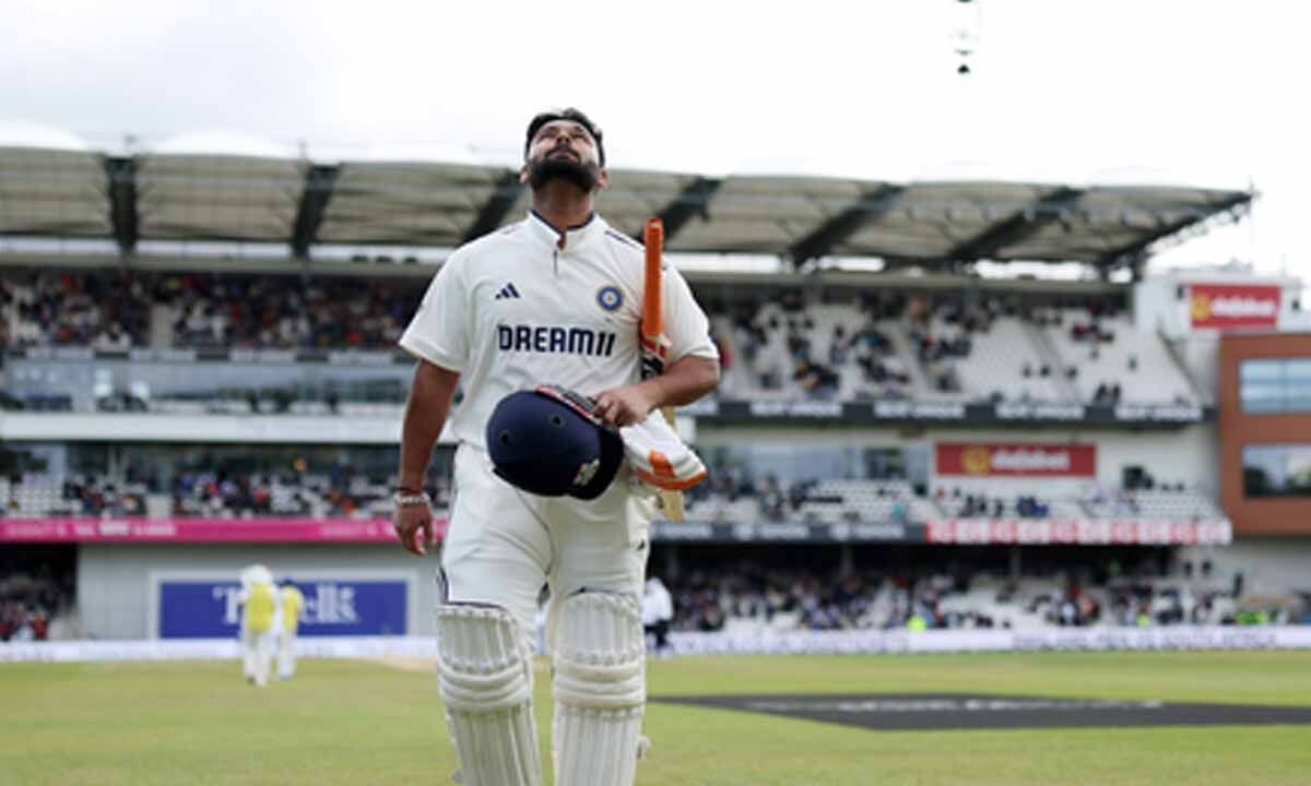 1st Test: Pant reprimanded for showing dissent at umpire's decision on day 3