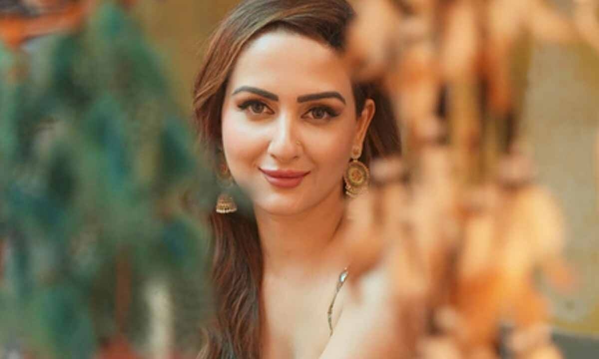 Zaara Yesmin says the Kudi Anjaani song 'tested her acting skills'