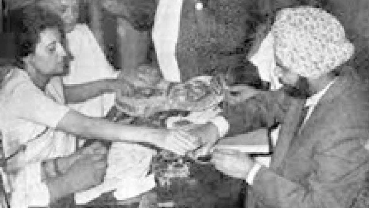 When Indira donated Rs 90K for JP's treatment during Emergency