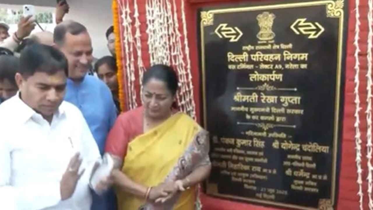 Delhi CM Gupta inaugurates new DTC depot in Narela; flags off 105 electric DEVI buses