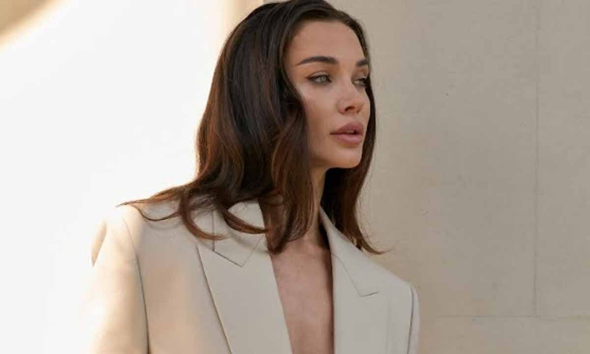 Amy Jackson stuns in bold new look