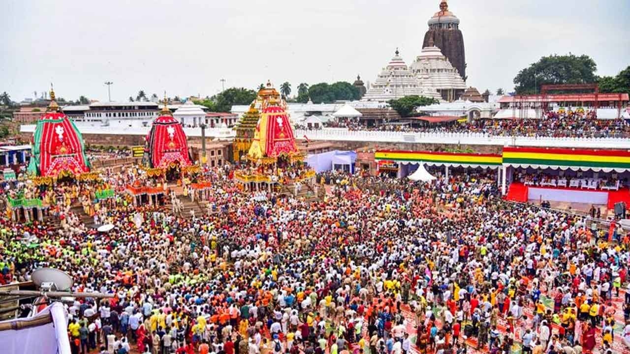 Thousands of people pulled chariots: Amid chants of ‘Jai Jagannath', Rath Yatra begins in Puri