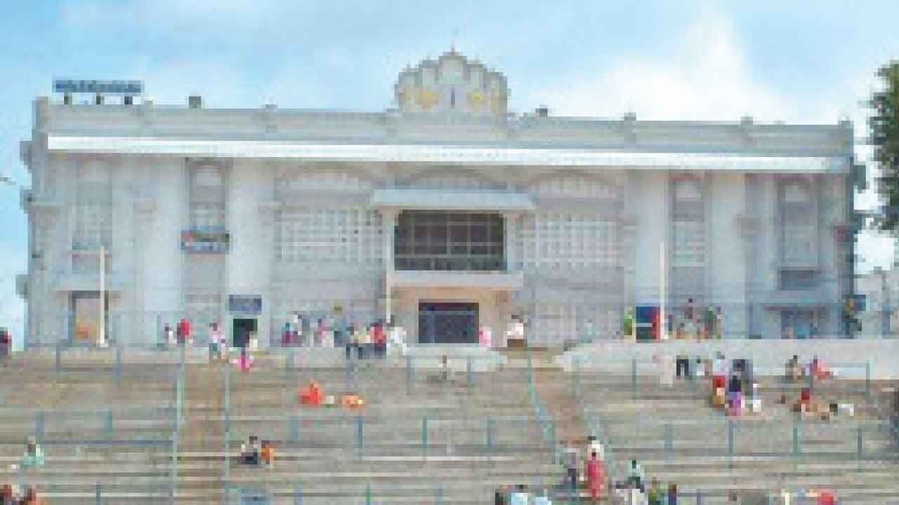 Cultural event at Tirumala sparks uproar over alleged fraud