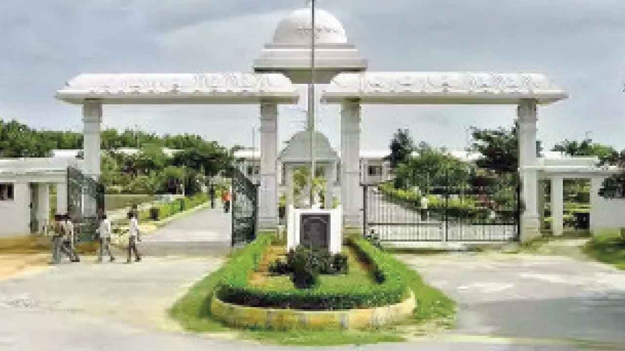 Dravidian University in Kuppam adds Engg wing