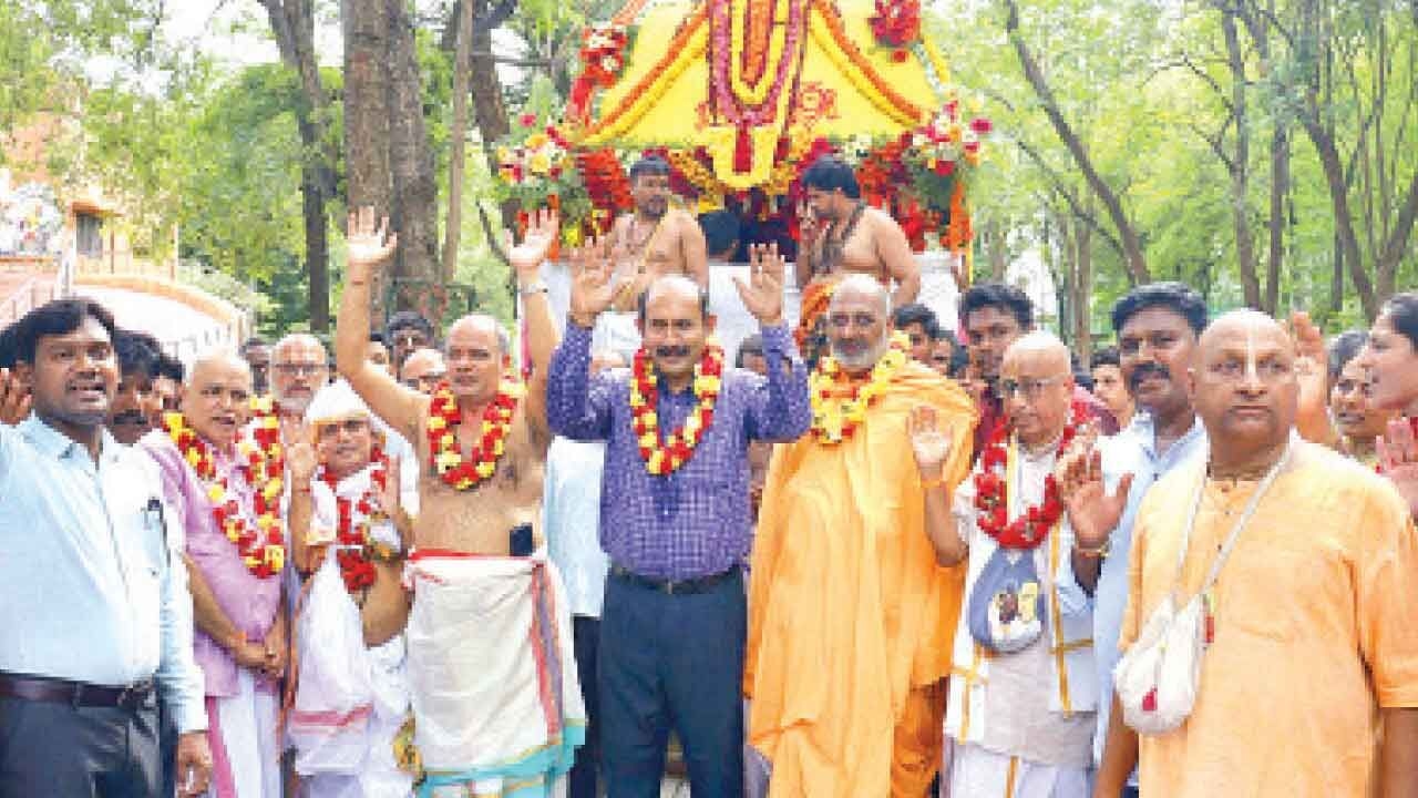 Jagannath Ratha Yatra celebrated with devotion at NSU