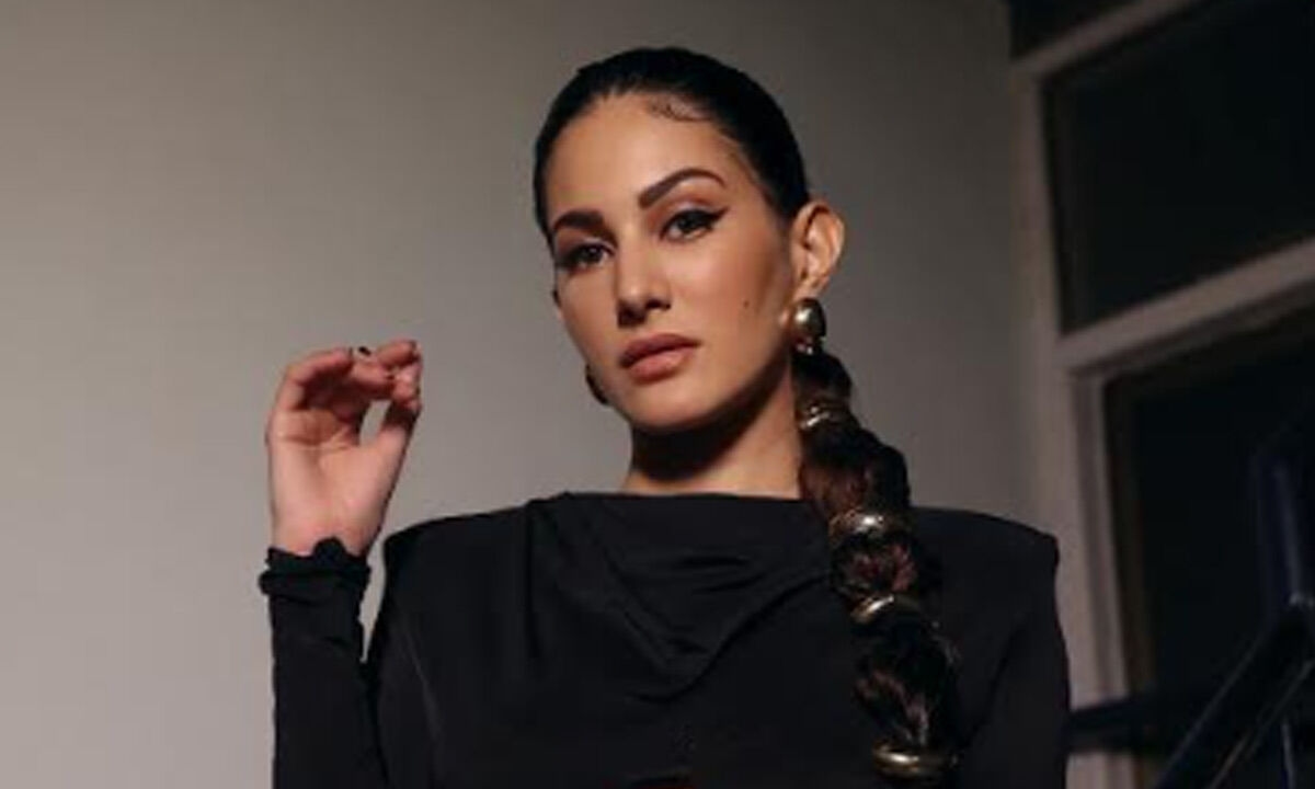 Amyra Dastur stuns in bold yet elegant look at GQ Fashion Awards 2025