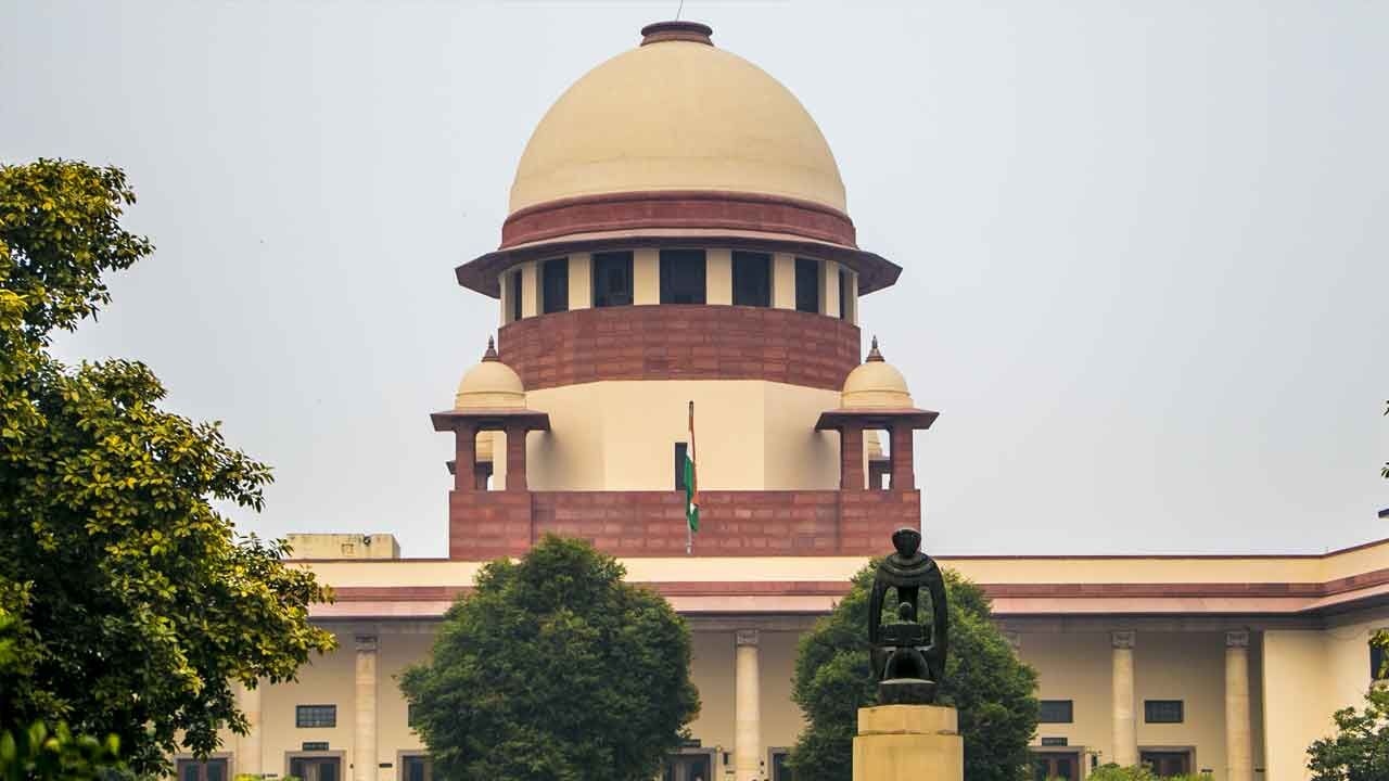 Letter petition urges SC to take suo motu cognizance of Kolkata law college gang-rape case
