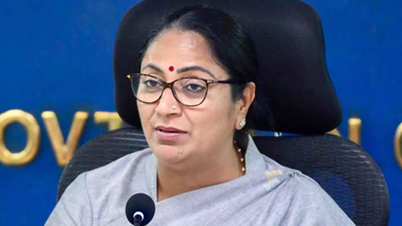 Rekha Gupta vows to transform incomplete Delhi hospitals into super specialty centres