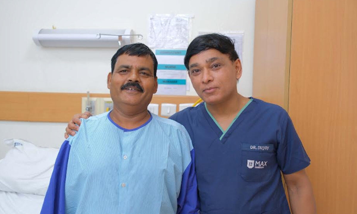 World's First Robotic-Assisted Cementless Medial Pivot Knee Replacement Starts in Max Super Speciality Hospital, Saket