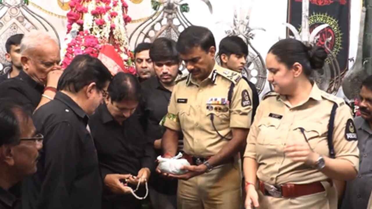 ‘Bibi-Ka-Alam' procession underway in Hyderabad amid tight security