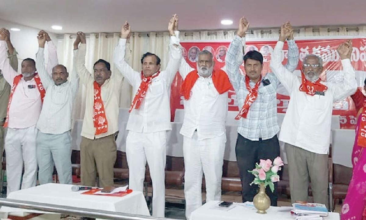Centre must withdraw its plans to eliminate Red Flag parties