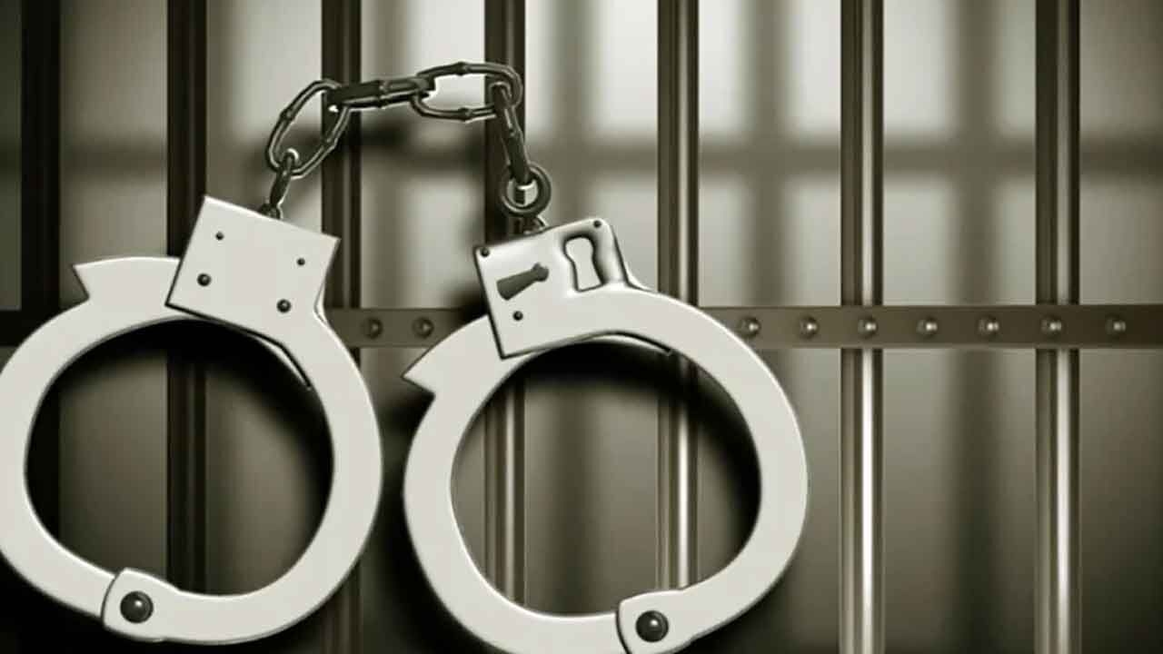 Conman in judicial custody