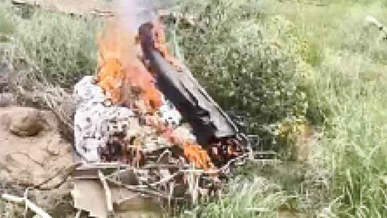 Two pilots killed in IAF jet crash near Churu in Raj