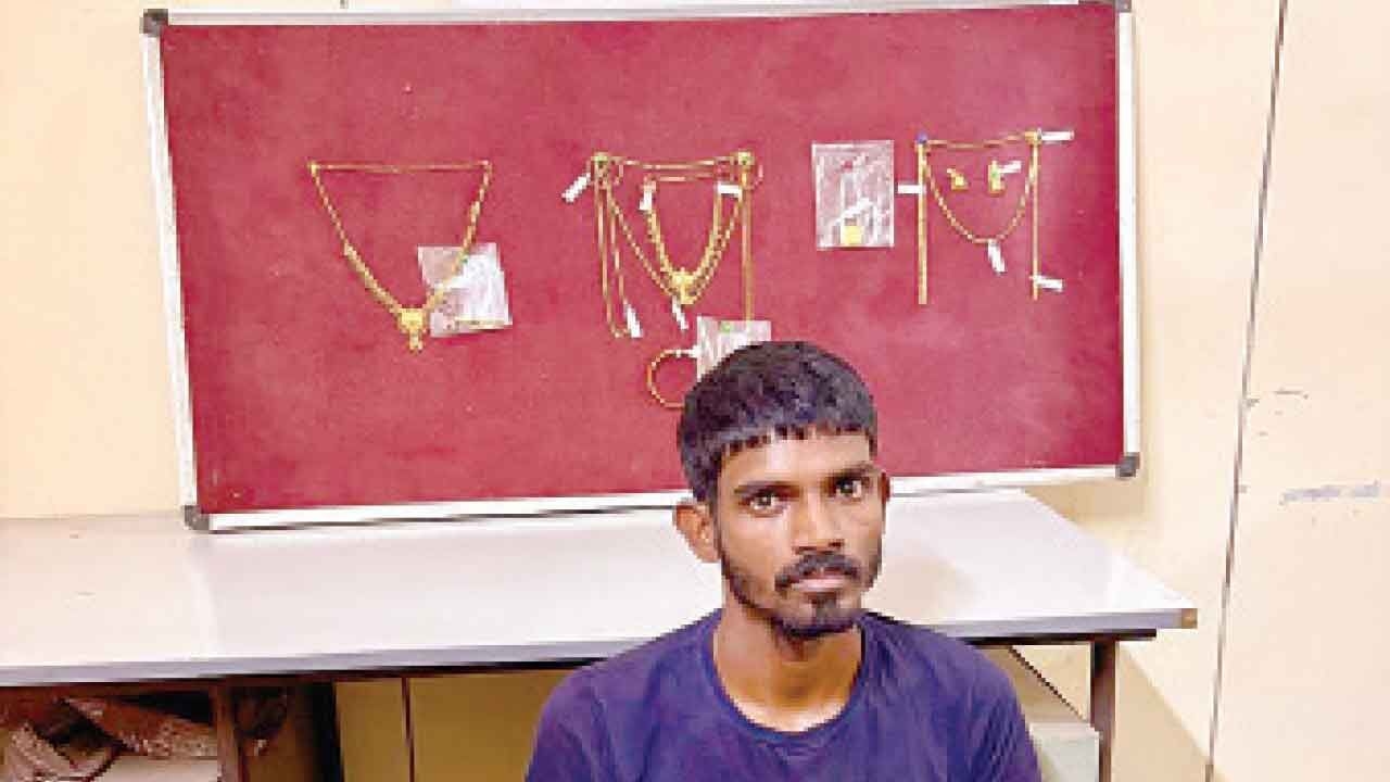 House burglar apprehended, gold worth `31 lakh recovered