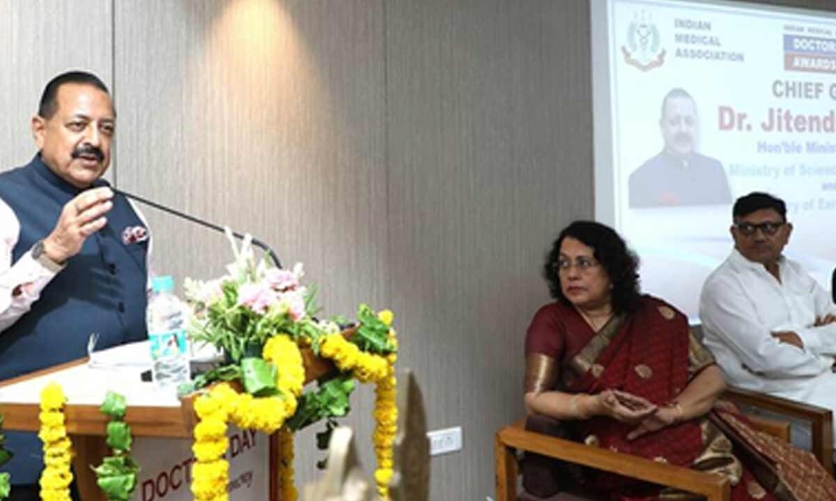 Dr Jitendra Singh bats for holistic healthcare, calls for restoring doctor-patient trust