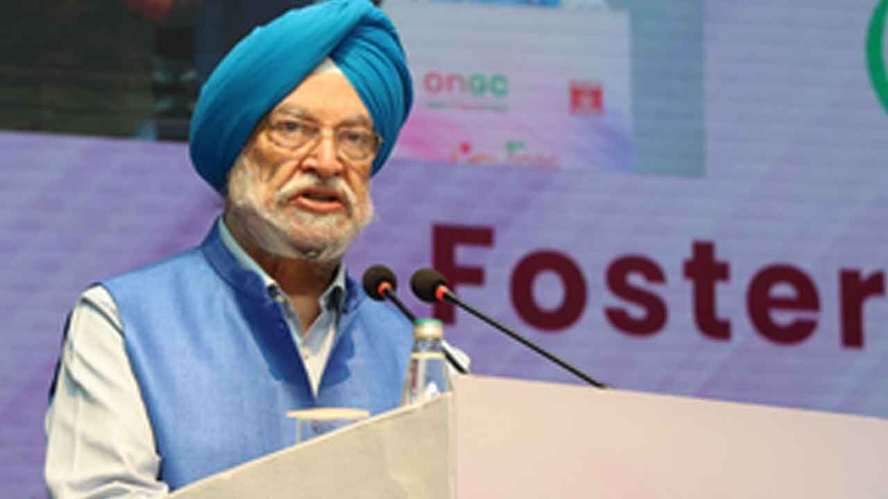 PM Modi's efforts herald new revolution via biofuels: Hardeep Puri