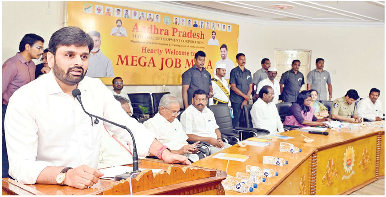 3,500 get placements at mega job mela