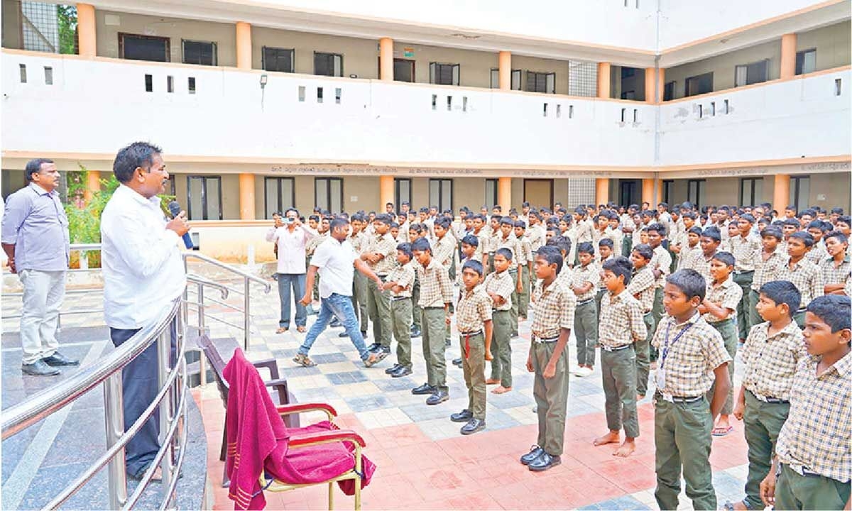 Rs 143 cr for repairs to Gurukul, welfare hostels