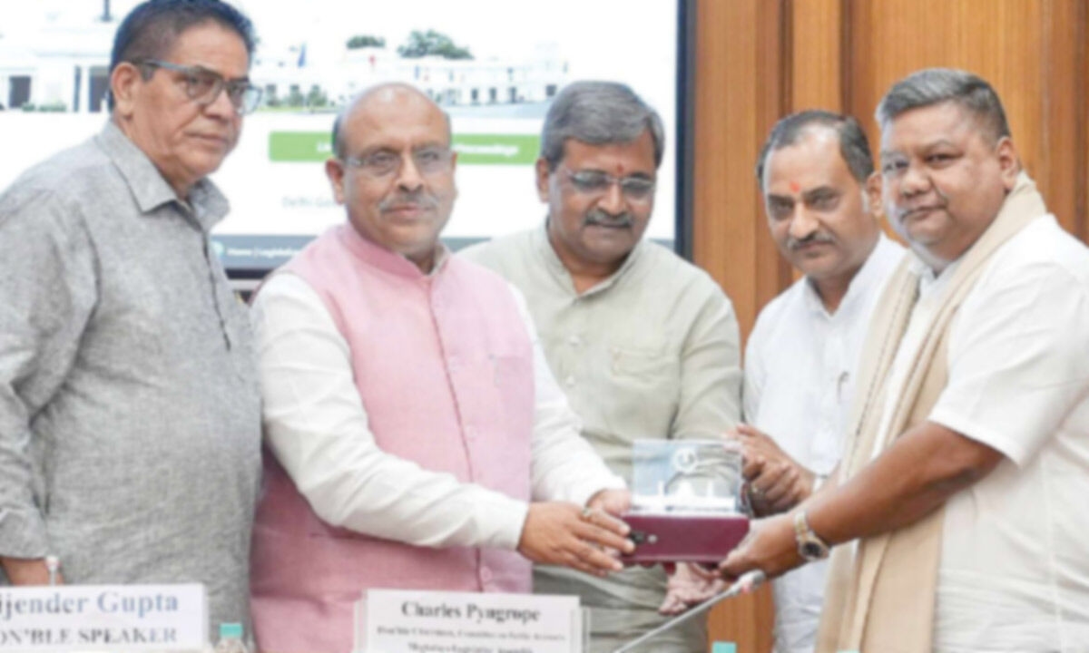 Delhi Assembly Speaker calls PAC and CAG 'watchdogs of democracy'