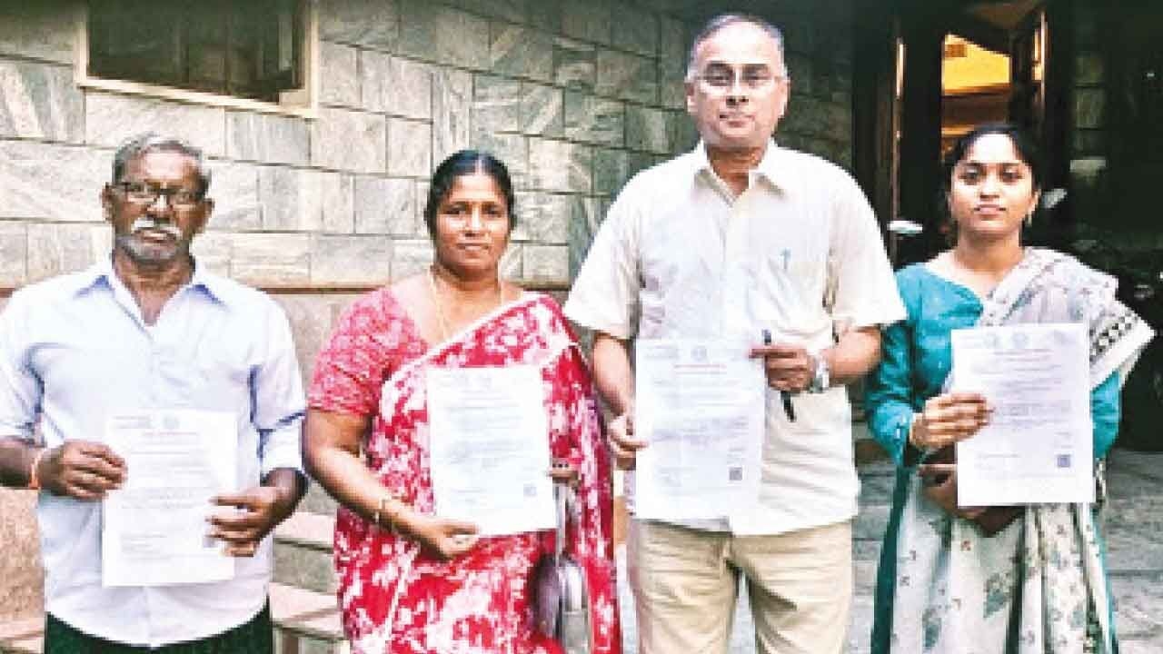 4 get LoC docs for knee surgery funds