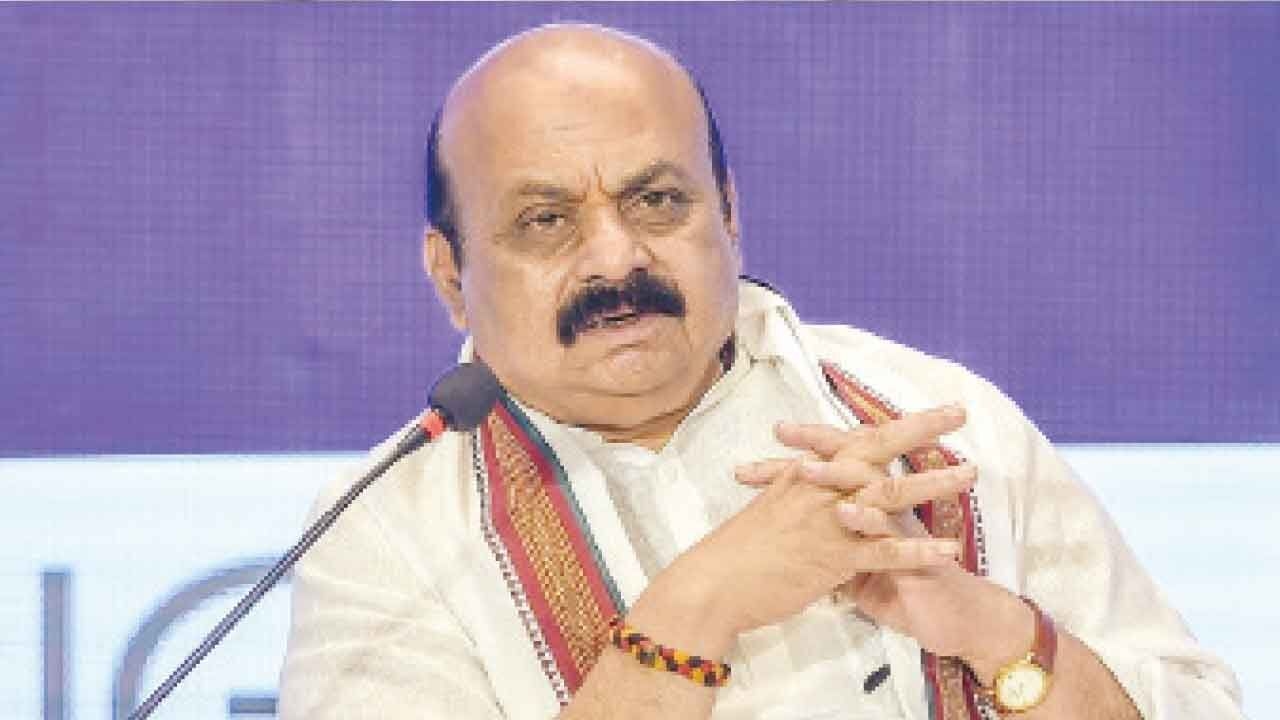 Cong Mysuru convention, show of strength amid internal conflict: Bommai