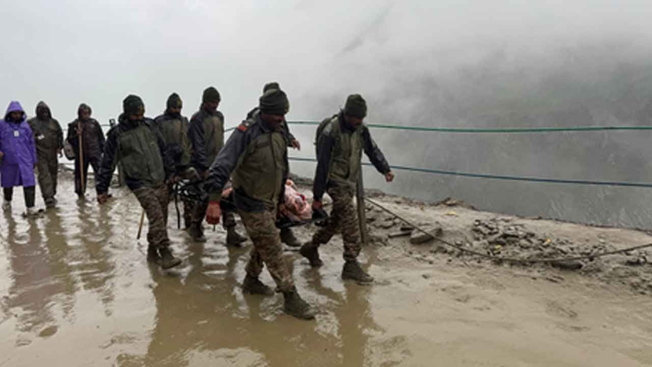 Indian Army rescues pilgrims stranded on Amarnath Yatra route in Kashmir due to landslide, heavy rain