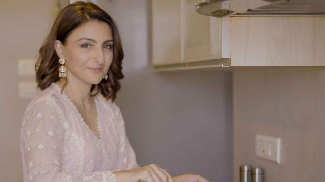 Soha Ali Khan offers a rare sight as she cooks in the kitchen