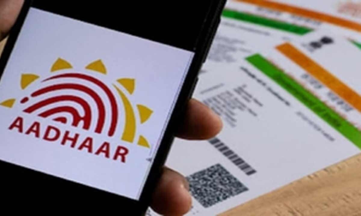 UIDAI plans to speed up children's Aadhaar biometric update through schools