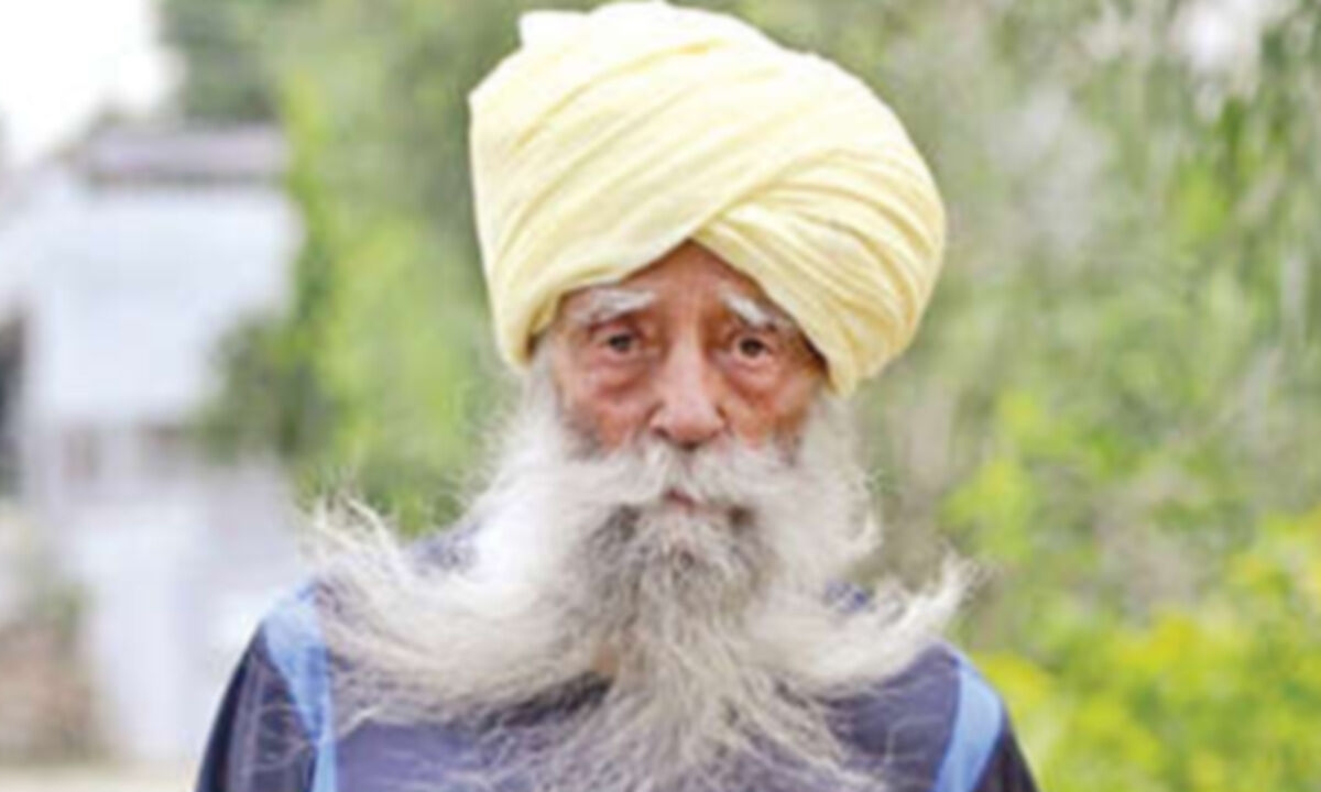 World's oldest marathoner Fauja Singh cremated