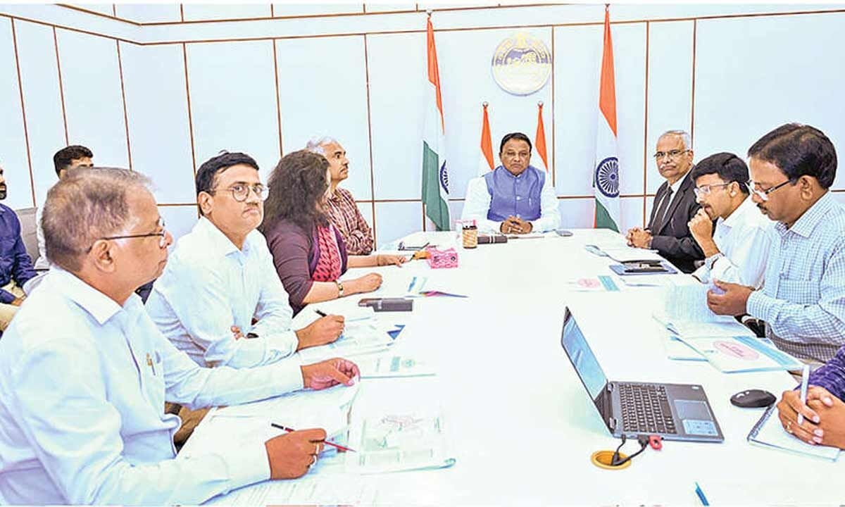 CM seeks amicable solution to Mahanadi dispute