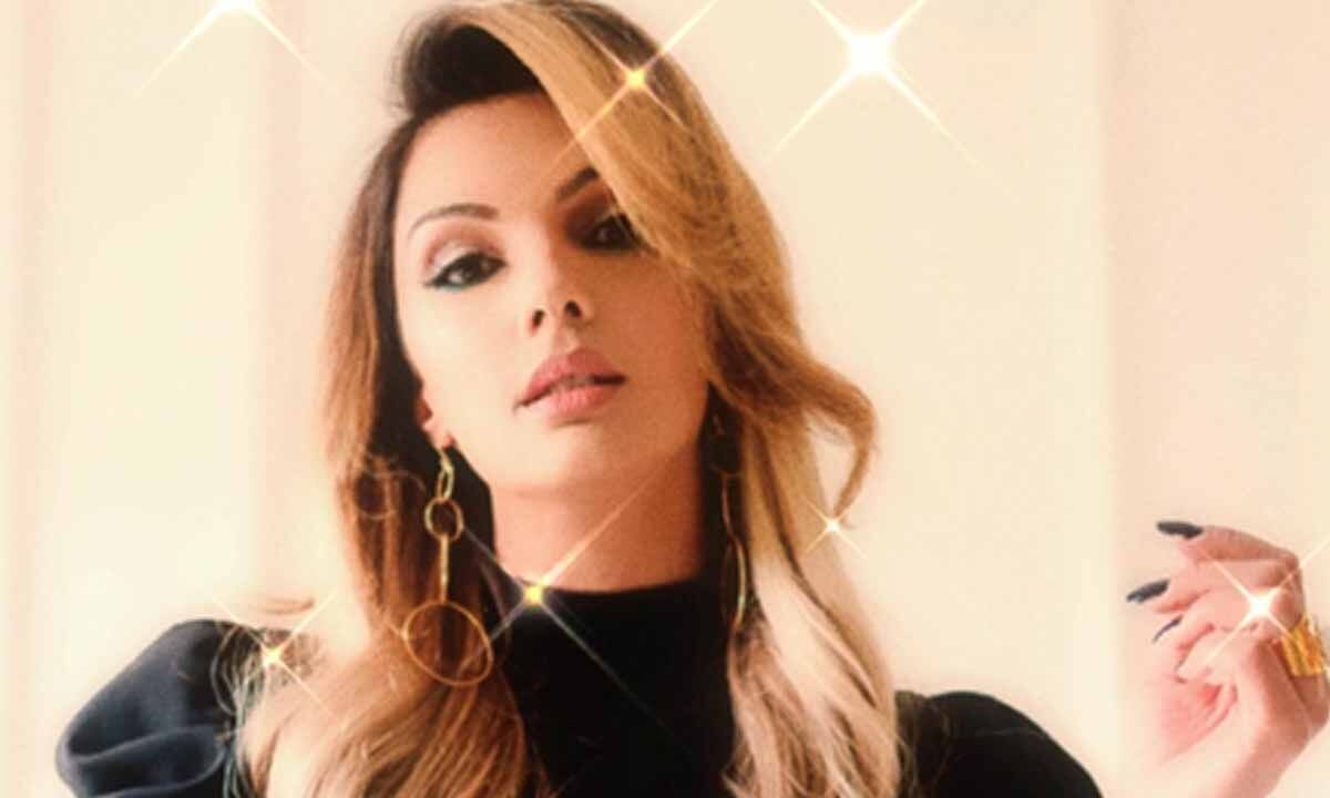 Somy Ali says 'I believe her' on Tanushree Dutta's allegations of being harassed at home