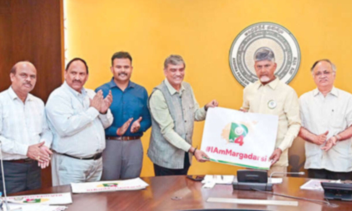 CM, family to adopt 250 poor families