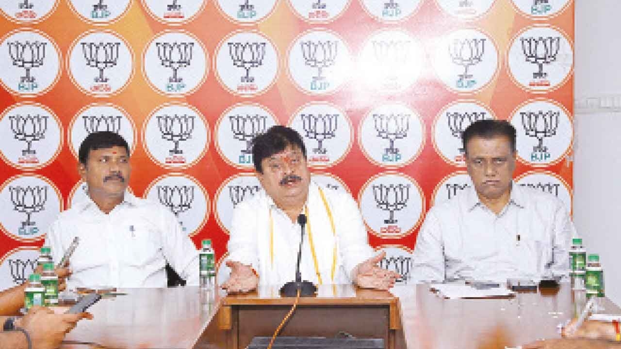 Ramchander Rao lashes out at Revanth over his ‘converted BC' remarks on Modi