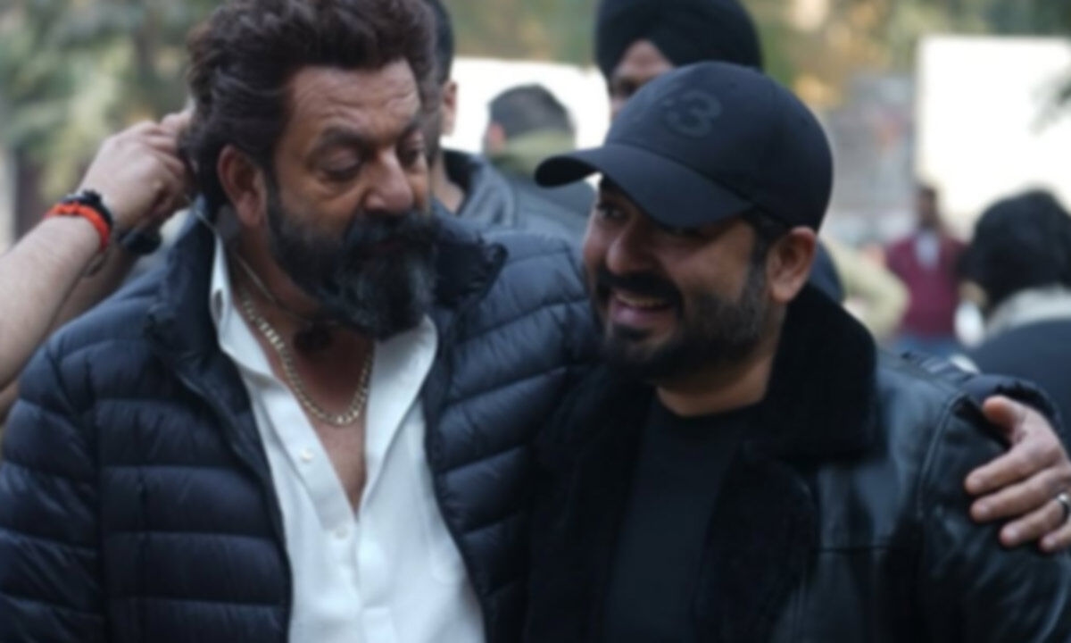 Aditya Dhar treats with a BTS pic from 'Dhurandhar' with Sanjay Dutt on his birthday