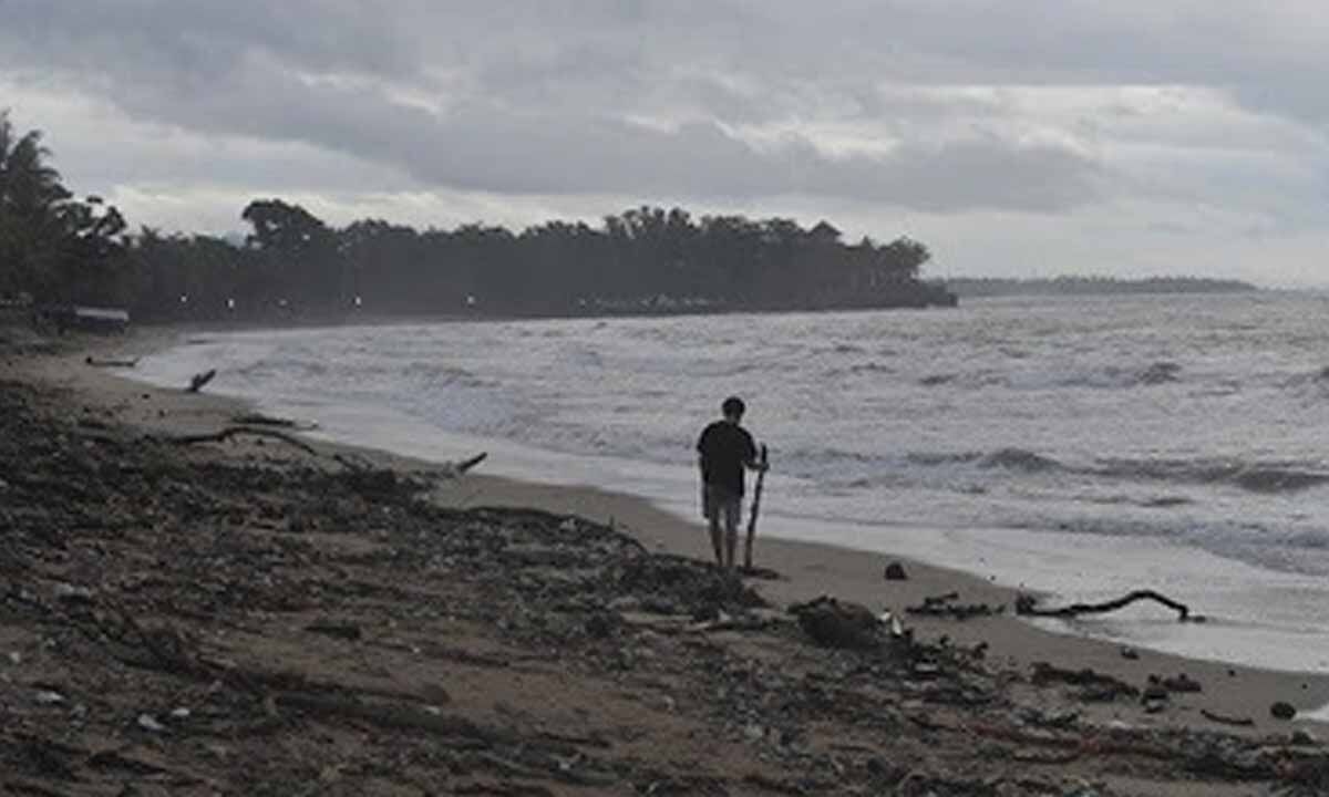 Indonesia warns of possible minor tsunami in coastal areas after Russia quake